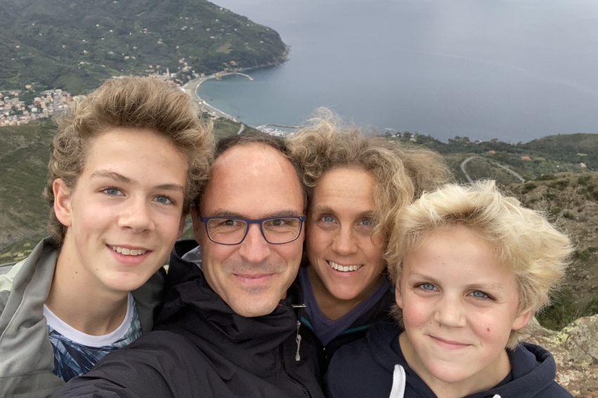 Familie auf Berg